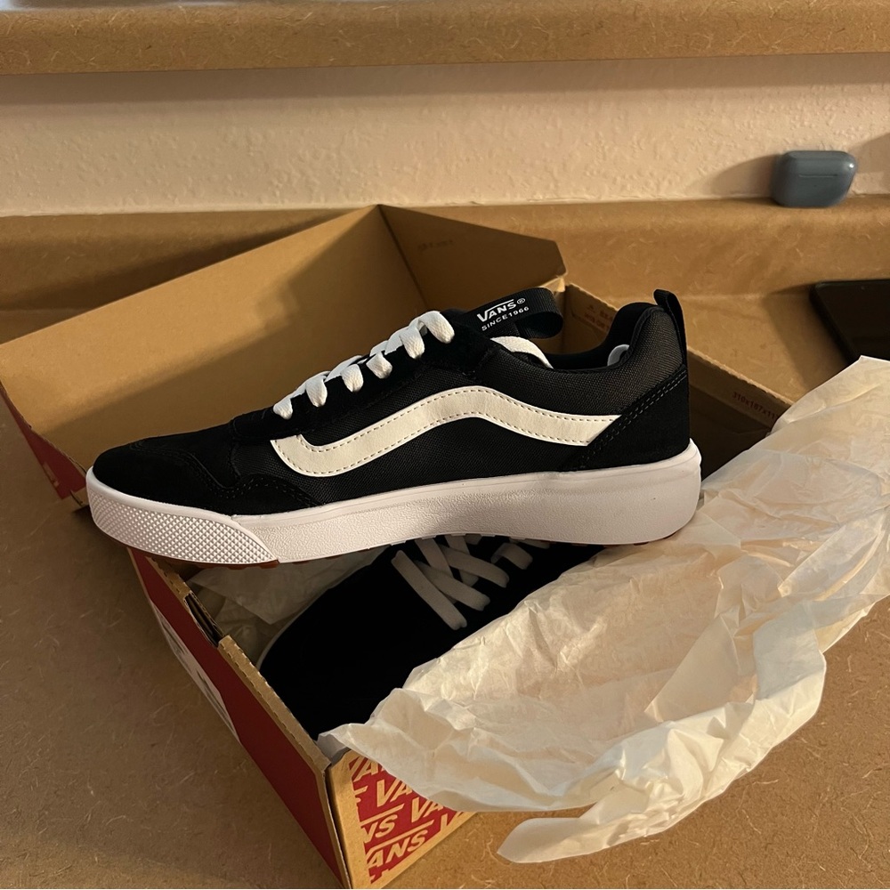 vans ultrarange